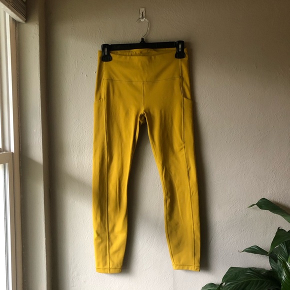 Athleta Ultimate Stash Pocket 7/8 Legging - Picture 1 of 5